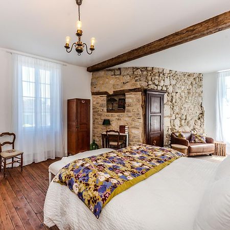 Un Petit Chateau Lauzun Bagian luar foto