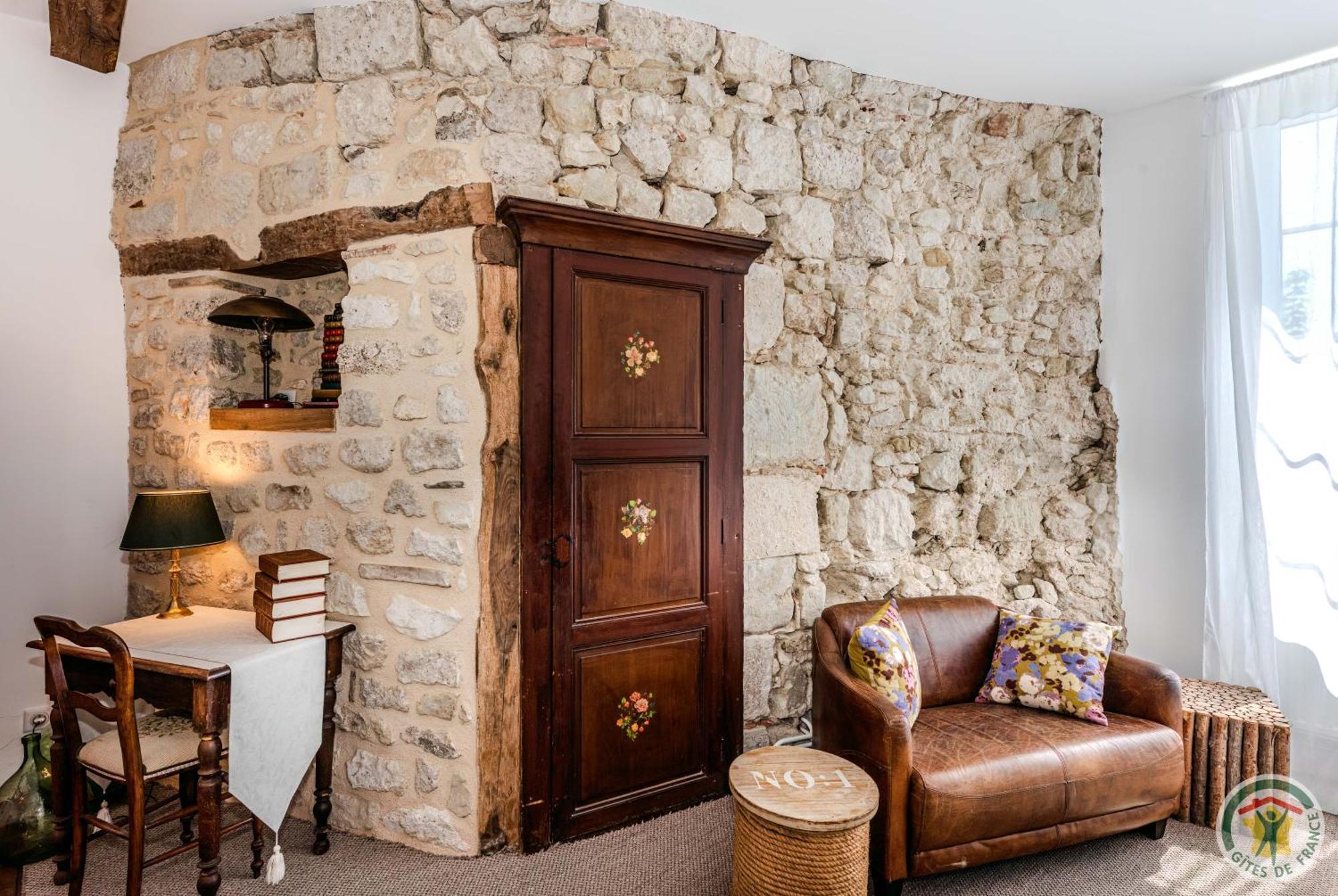 Un Petit Chateau Lauzun Bagian luar foto